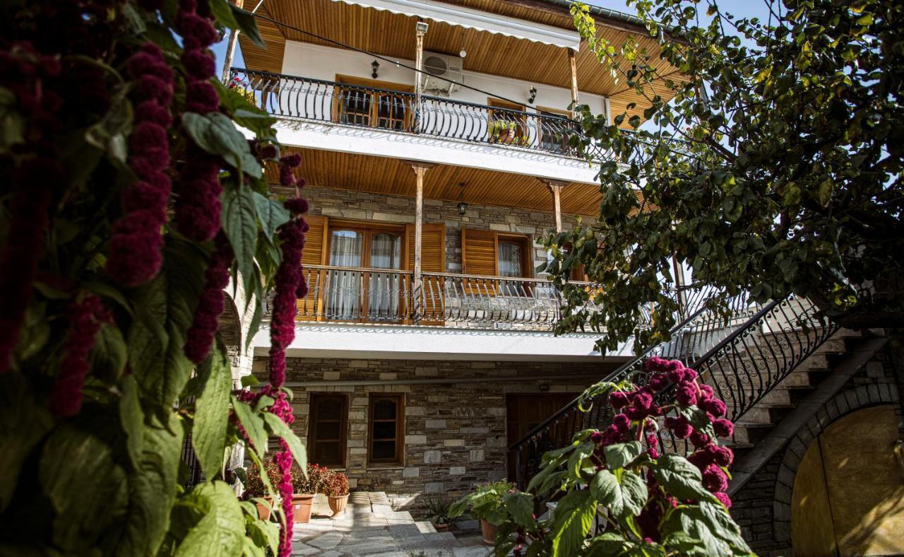 Georgia'S Guesthouse Kastoria Buitenkant foto